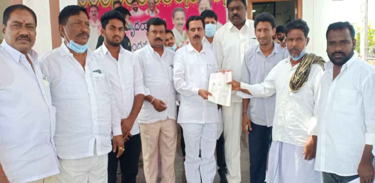 MLA raveendra | బడుగు,బలహీన వర్గాల వారికి సీఎంఆర్ఎఫ్ అండగా నిలుస్తోంది..