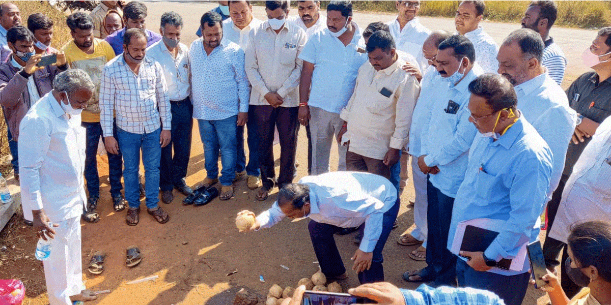 మెరుగైన రోడ్డు సౌకర్యాలు కల్పించేందుకు చర్యలు : ఎమ్మెల్యే మాణిక్యరావు