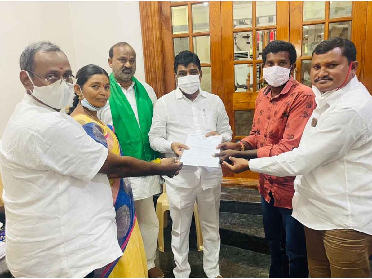 MP NAMA | అనారోగ్యంతో బాధపడుతున్న వ్యక్తి కి ఎంపీ నామ సాయం..