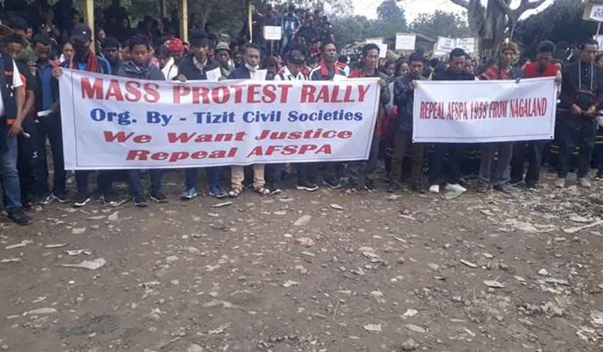 అమిత్‌షా క్ష‌మాణ‌లు చెప్పాలంటూ నాగాలాండ్‌లో పెద్ద ఎత్తున నిర‌స‌న‌లు