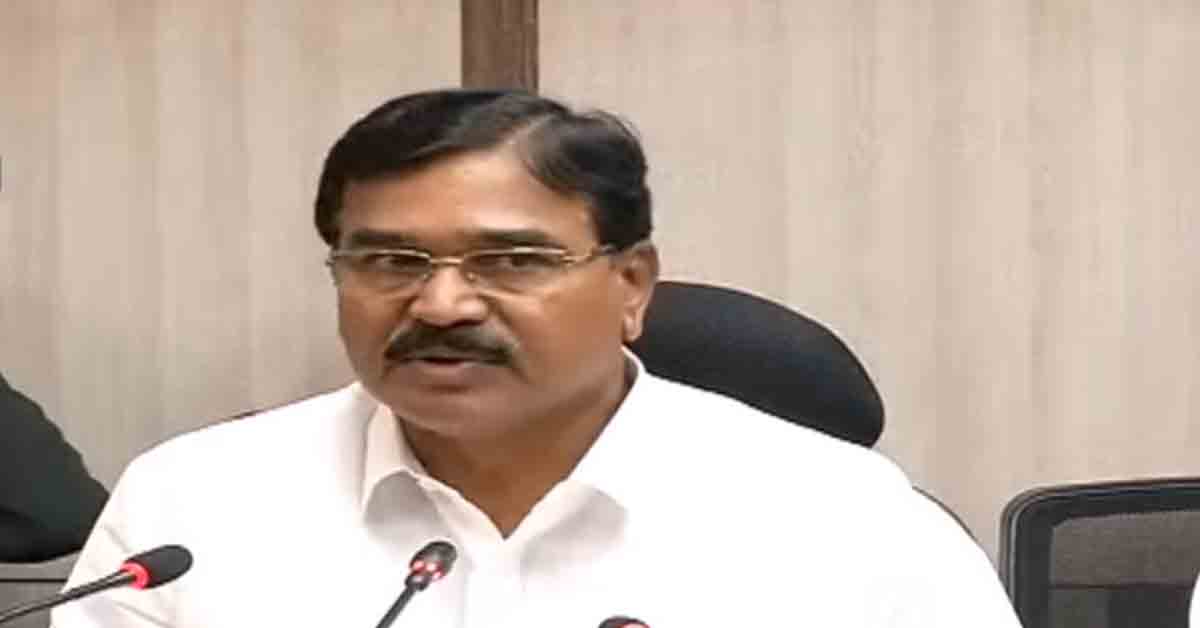 నాడు పాల‌కుల నిర్ల‌క్ష్యం వ‌ల్ల ఉత్ప‌త్తి లేదు.. నేడు ఉత్ప‌త్తులు ఉన్నా కేంద్రం ప‌ట్టించుకోవ‌డం లేదు : నిరంజ‌న్ రెడ్డి