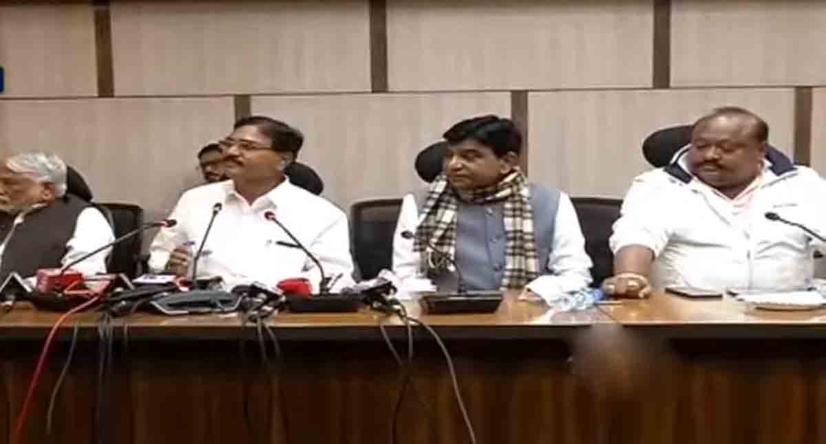 ప్రేమ‌లేఖ‌లు ఇవ్వ‌డానికో.. ప్రేమించ‌డానికో ఢిల్లీకి రాలేదు: మంత్రి నిరంజ‌న్ రెడ్డి