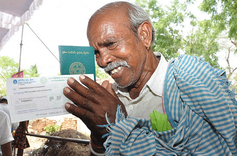 నేటి నుంచే రైతుల అందరి ఖాతాల్లో నగదు