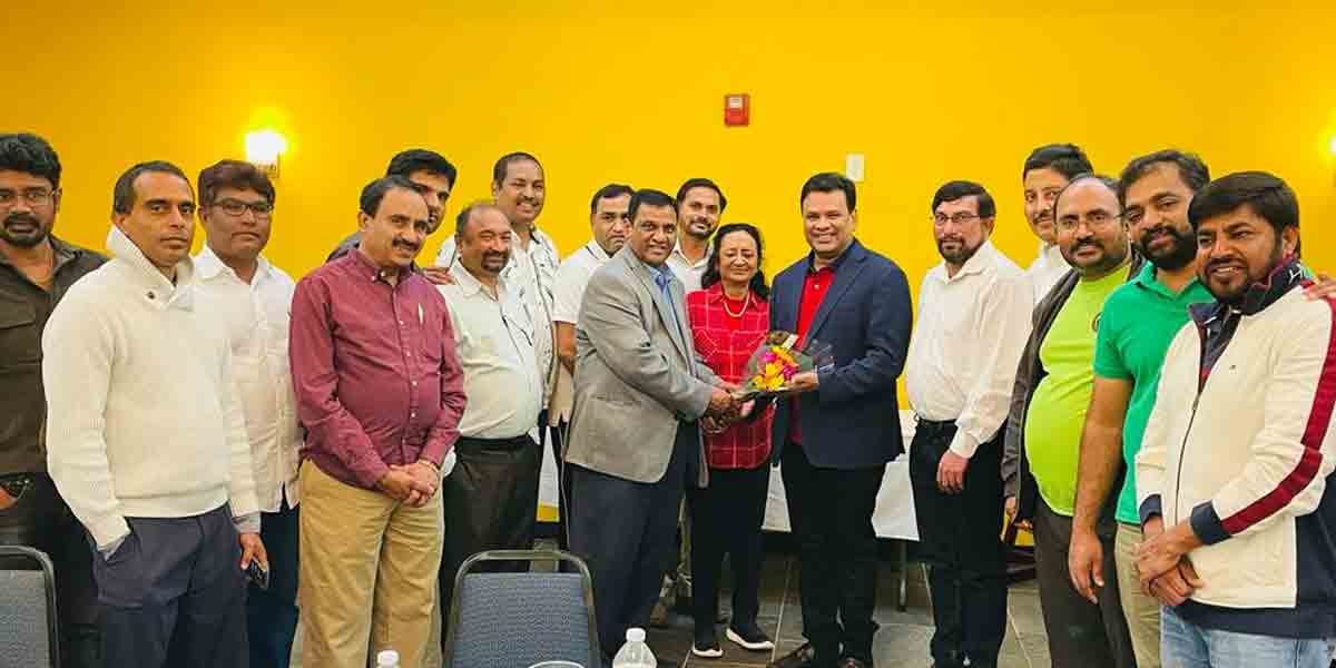 ఏప్రిల్‌ నెలాఖరులో పీవీ విగ్రహ ప్రతిష్టాపన : మహేష్‌ బిగాల