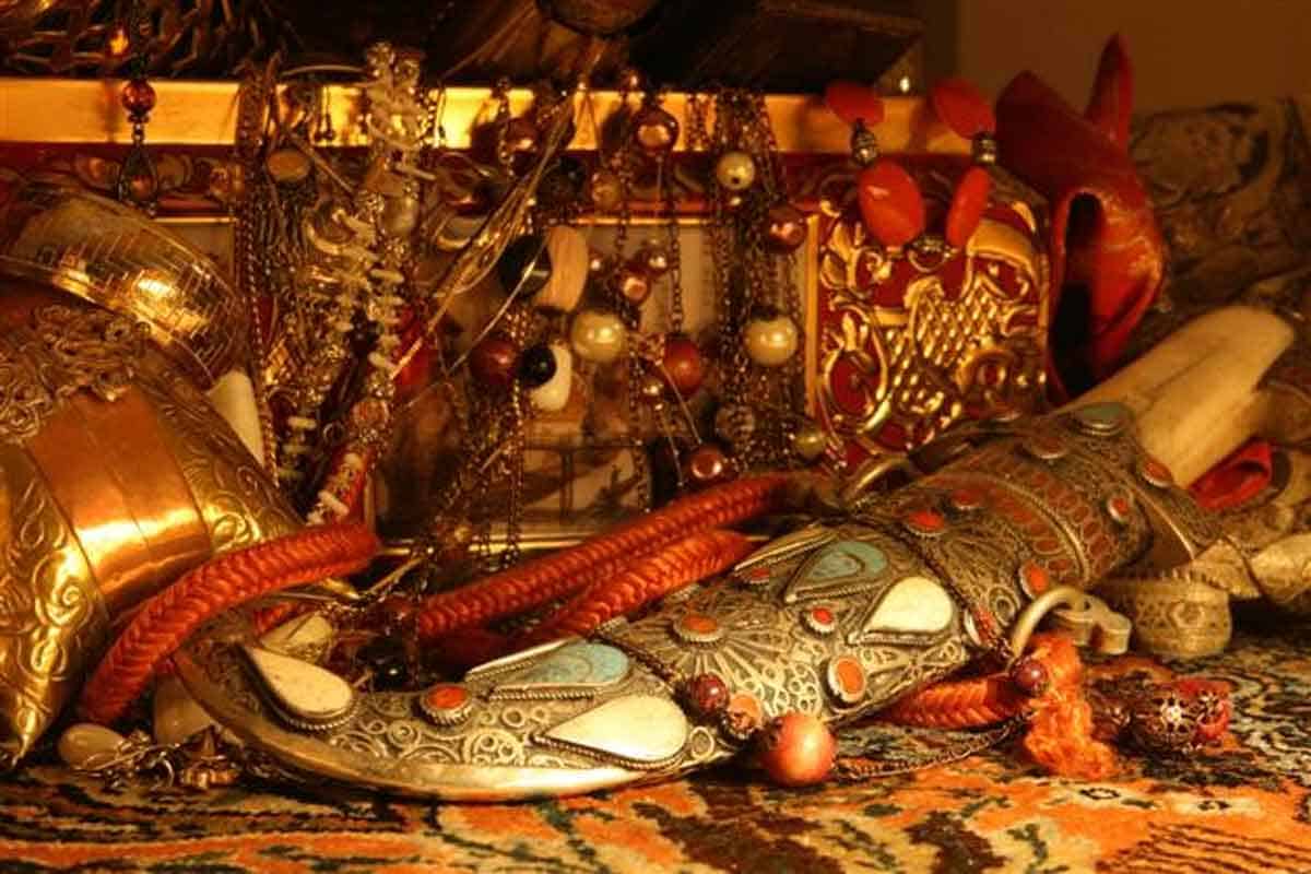 50 ఏళ్ల త‌ర్వాత ఆ న‌వాబు వార‌సుల చేతుల్లోకి రూ.2650 కోట్ల ఆస్తి