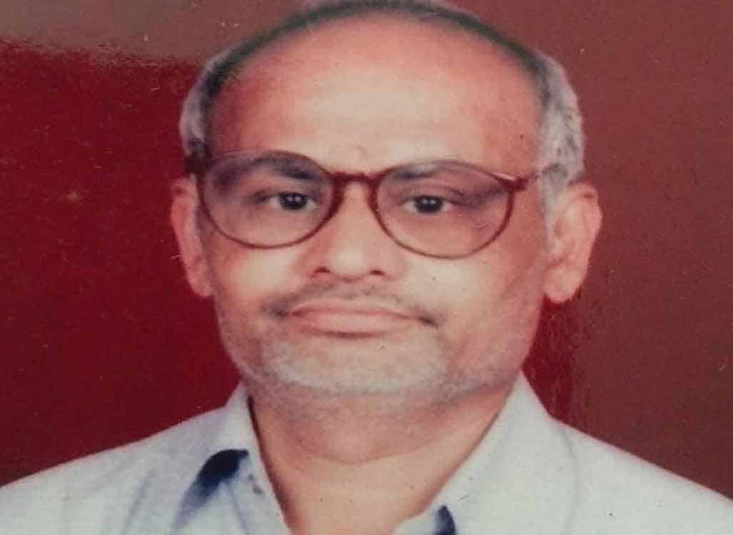 రేషన్ డీలర్ మృతి…