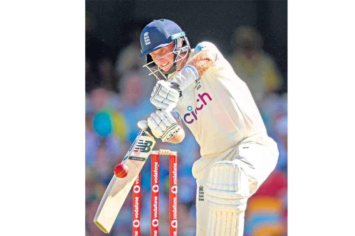 రూట్‌, మలన్‌ పోరాటం