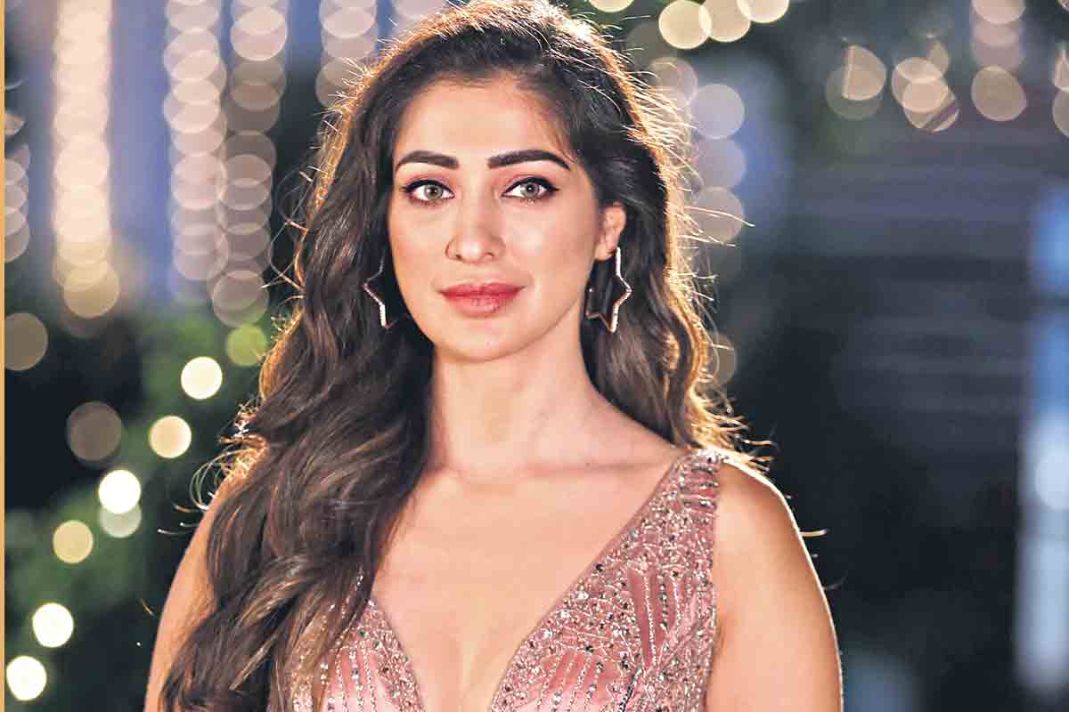 రాయ్‌లక్ష్మి ‘జనతా బార్‌’