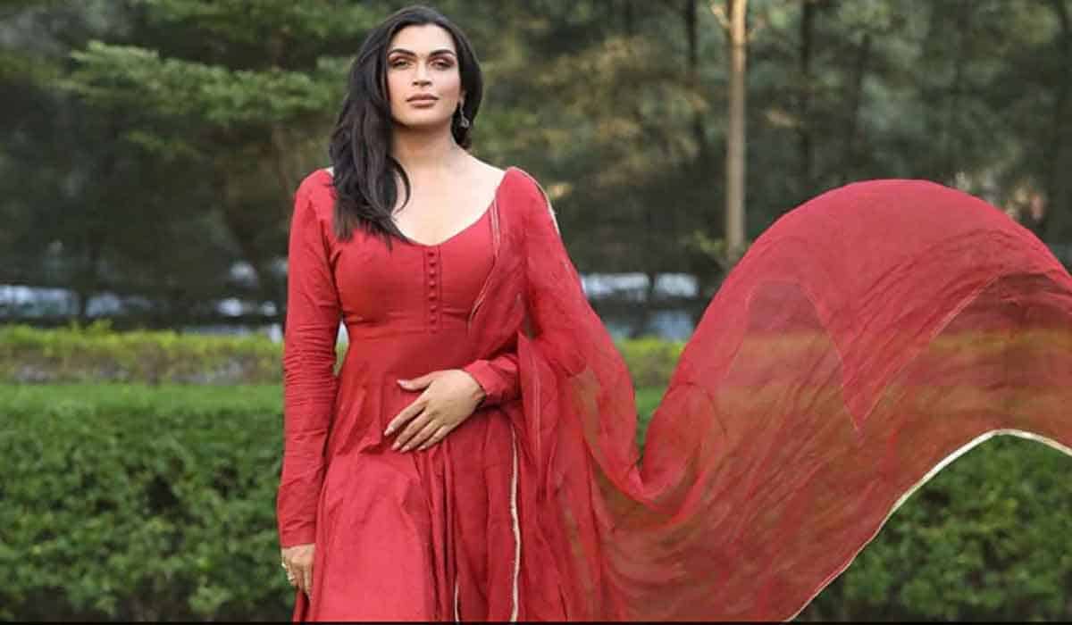 విశ్వ‌సుంద‌రి హ‌ర్నాజ్ గౌన్‌ను డిజైన్ చేసింది ట్రాన్స్‌వుమెన్‌.. ఎవ‌రామె?