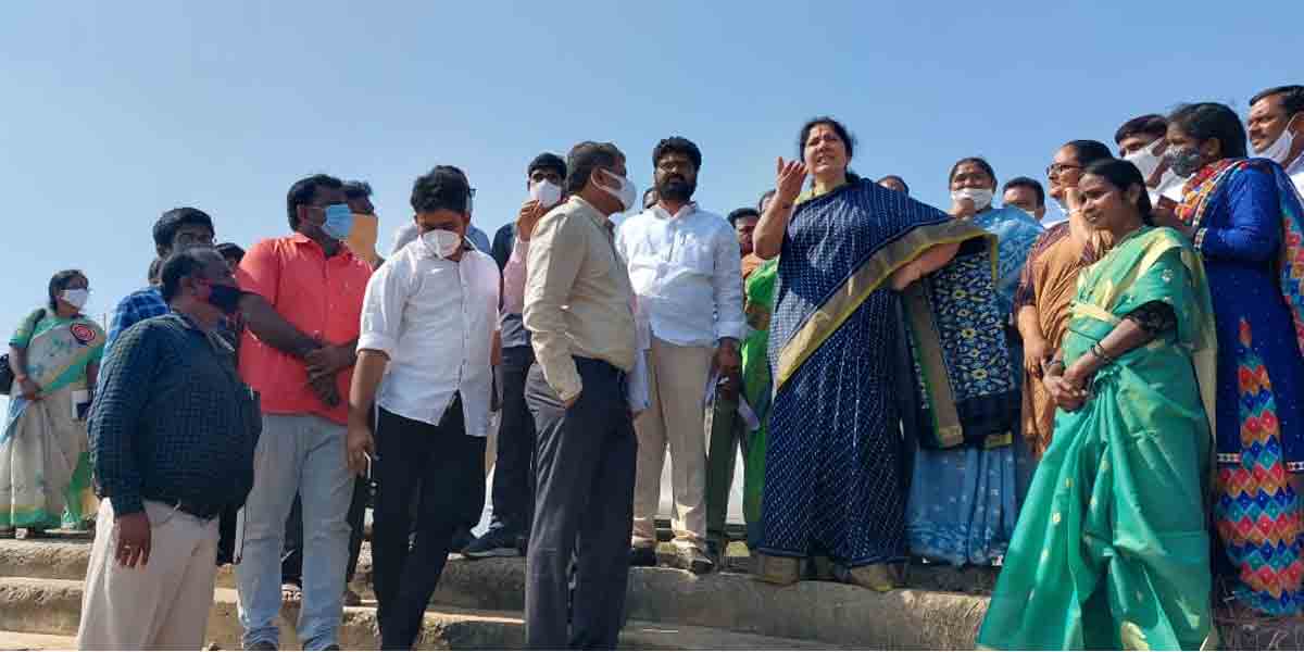 Medaram | జాతర అభివృద్ధి పనులను నాణ్యతతో చేపట్టాలి