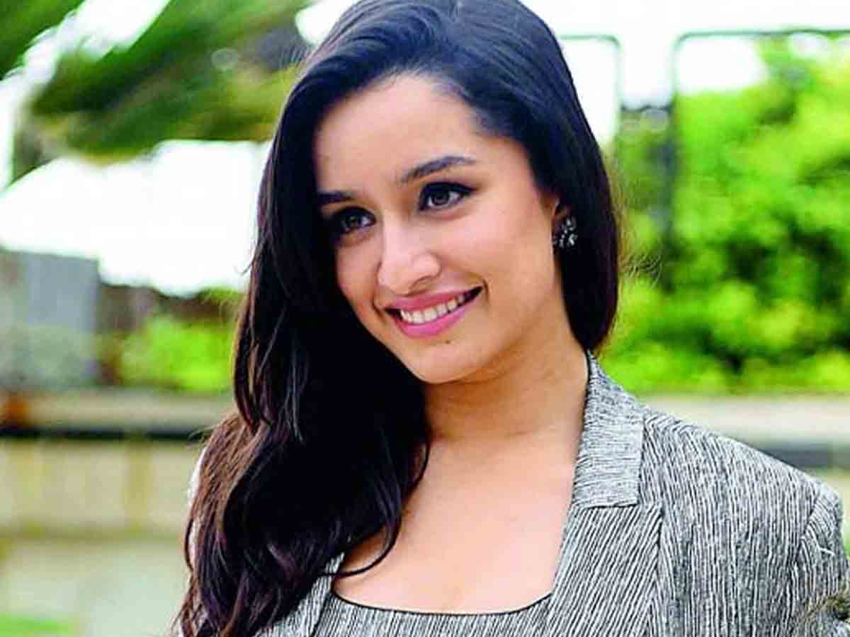 Shraddha Kapoor: సాహో బ్యూటీ త్వ‌ర‌లో పెళ్లి పీట‌లెక్క‌నుందా…!