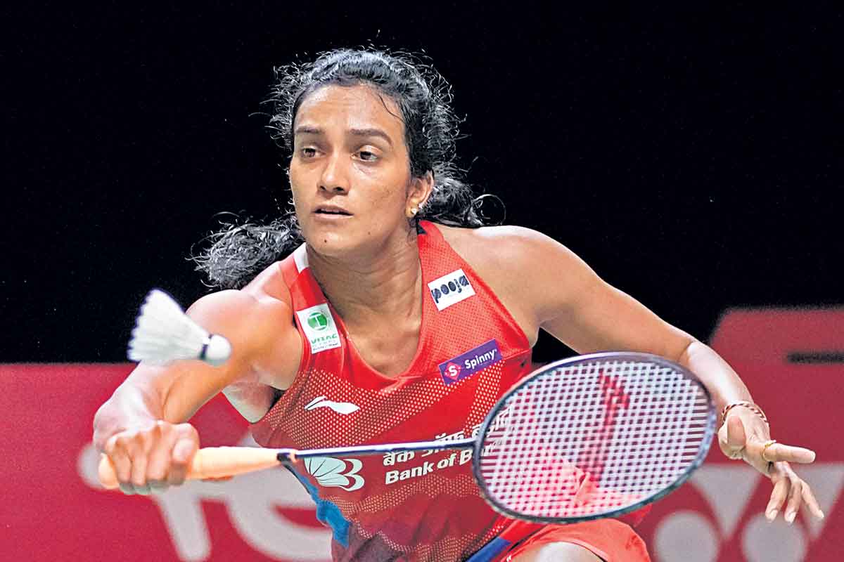 సింధు ముందంజ