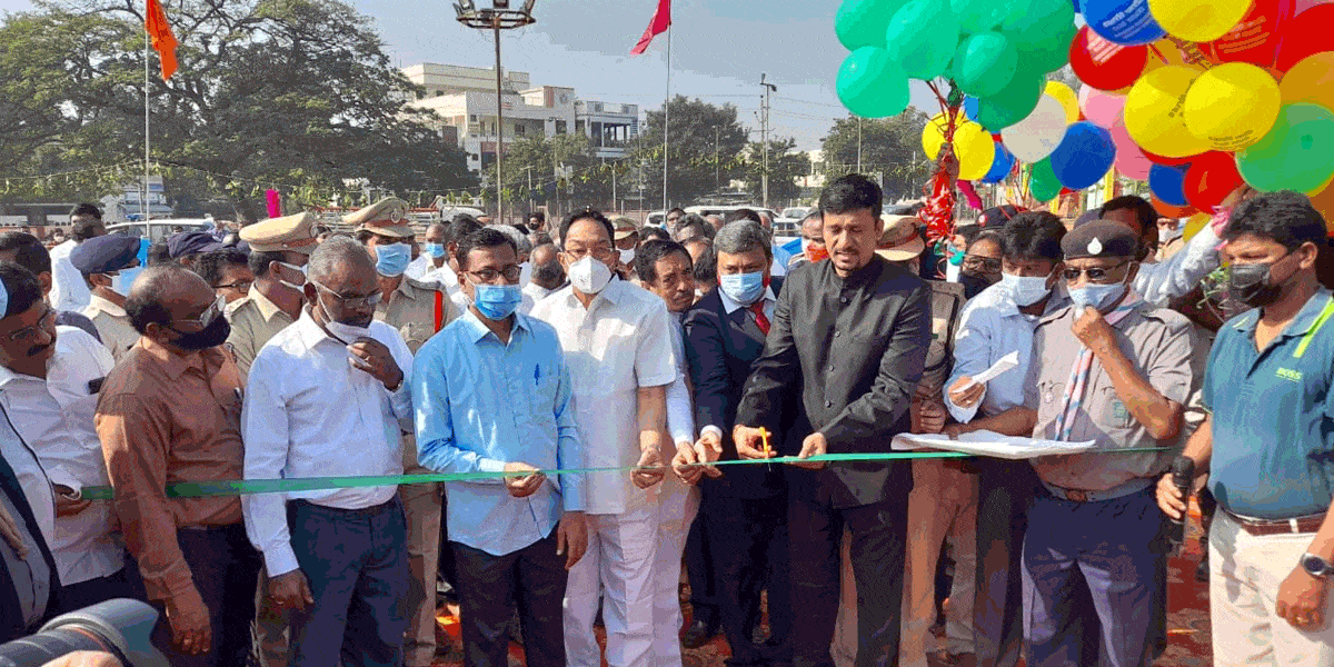 సింగరేణిలో కోటి మందికి ఉపాధి : డైరెక్టర్ బలరాం