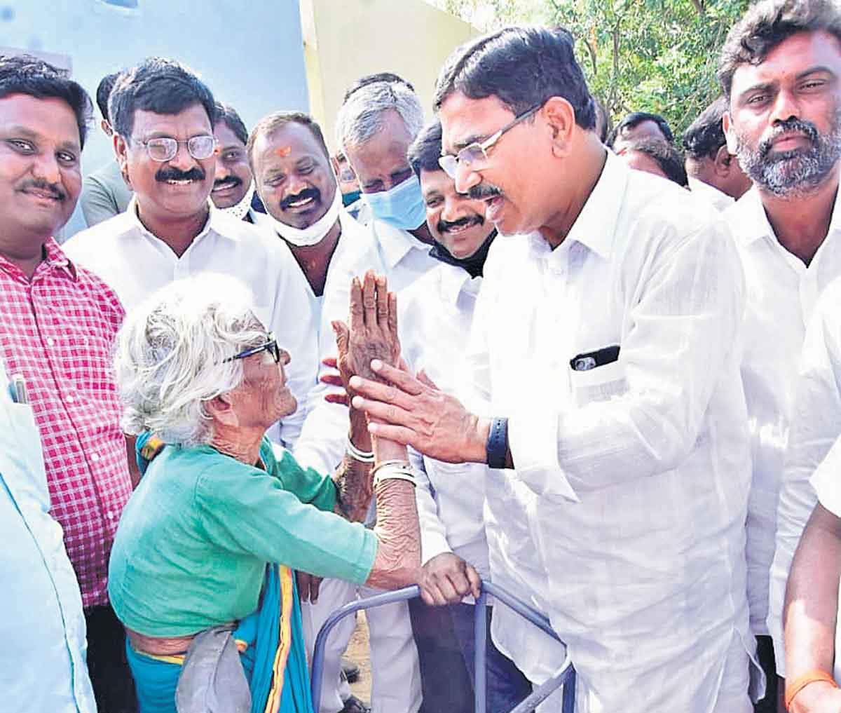 ధాన్యం కొనుగోళ్లు సాఫీగా సాగాలి