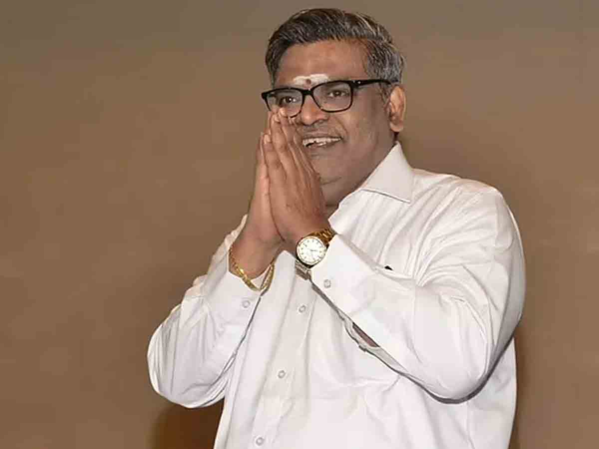Sirivennela Seetharama Sastry: సిరివెన్నెల‌కు ఘ‌న నివాళులు అర్పించిన చిరంజీవి, బాల‌కృష్ణ‌, బ‌న్నీ