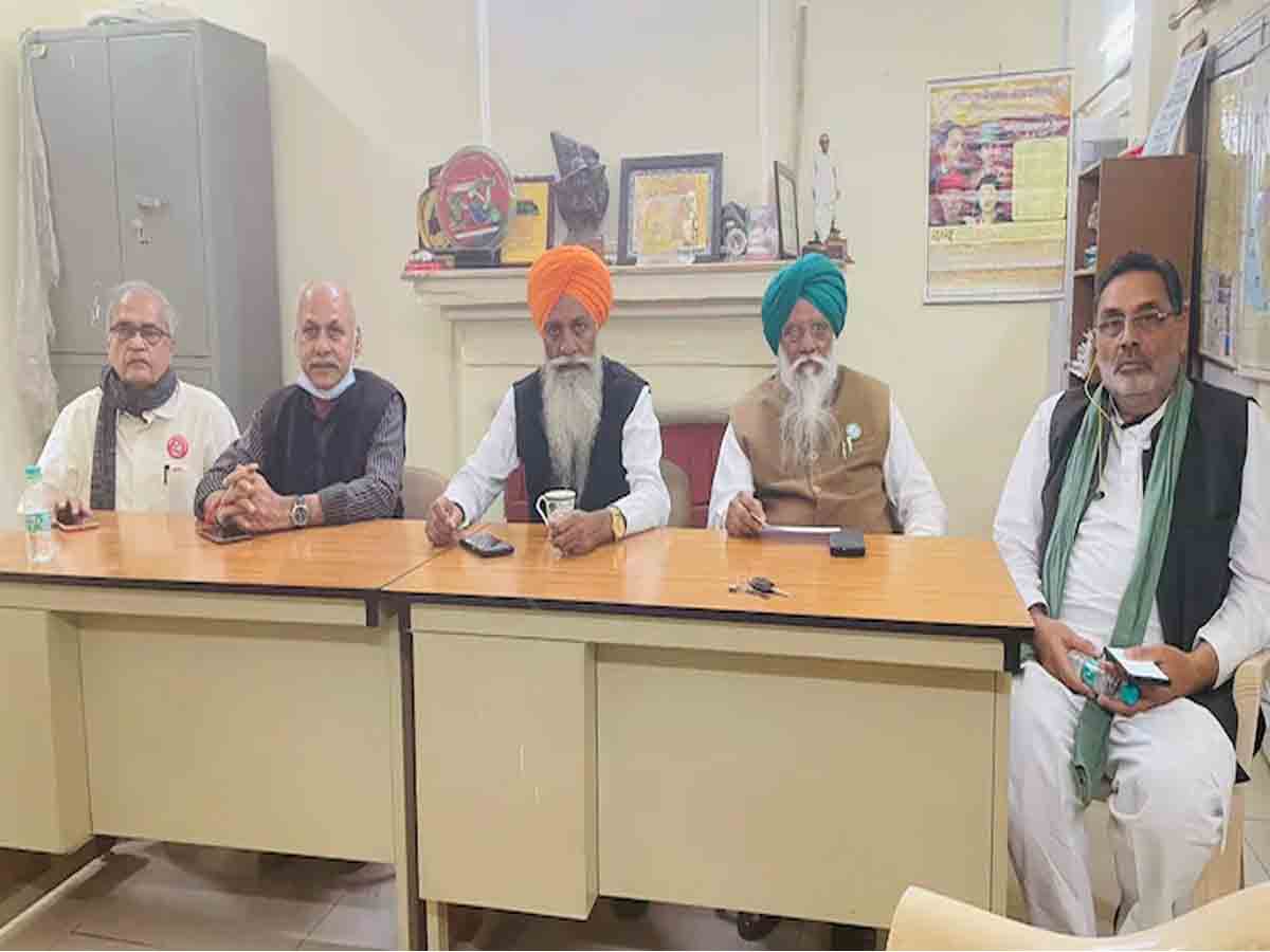 రైతు సంఘాల క‌మిటీకి స‌ర్కార్ తాజా ప్ర‌తిపాద‌న : నిర్ధిష్ట హామీల‌కు ఎస్‌కేఎం ప‌ట్టు