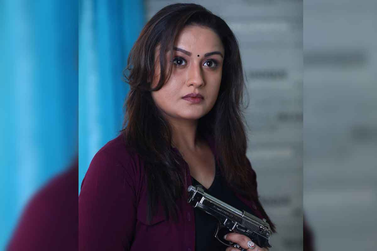 డిటెక్టివ్‌ సత్యభామగా నటిస్తున్న సోనియా అగర్వాల్‌