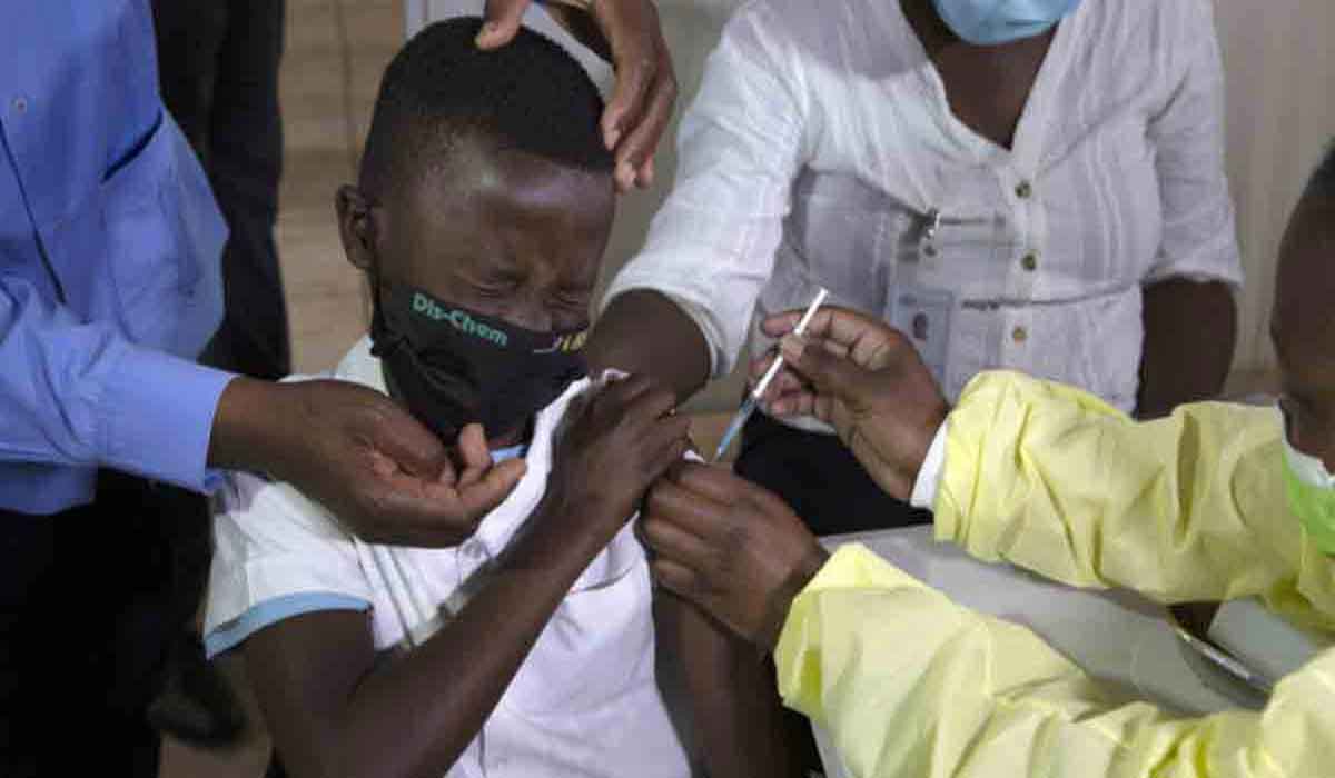 ద‌క్షిణాఫ్రికాలో 40 శాతం త‌గ్గిన కోవిడ్ కేసులు