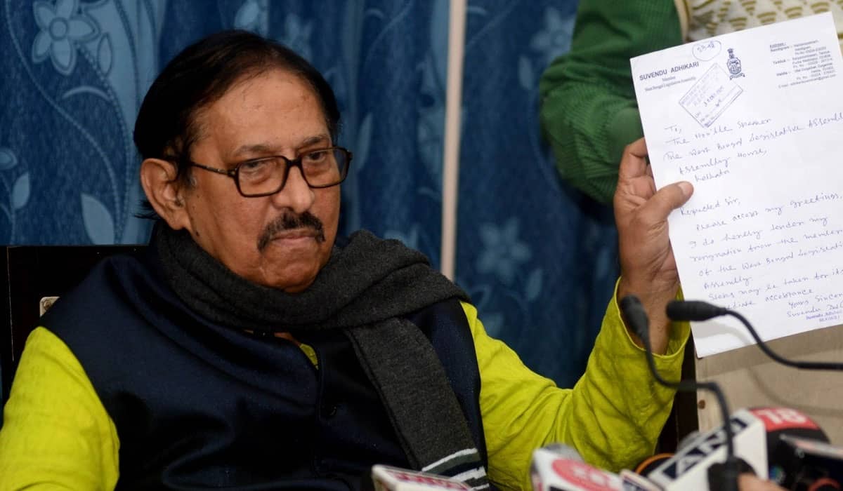 West bengal | గ‌వ‌ర్న‌ర్ వ్య‌వ‌హార శైలిపై రాష్ట్ర‌ప‌తికి ఫిర్యాదు చేసిన స్పీక‌ర్‌