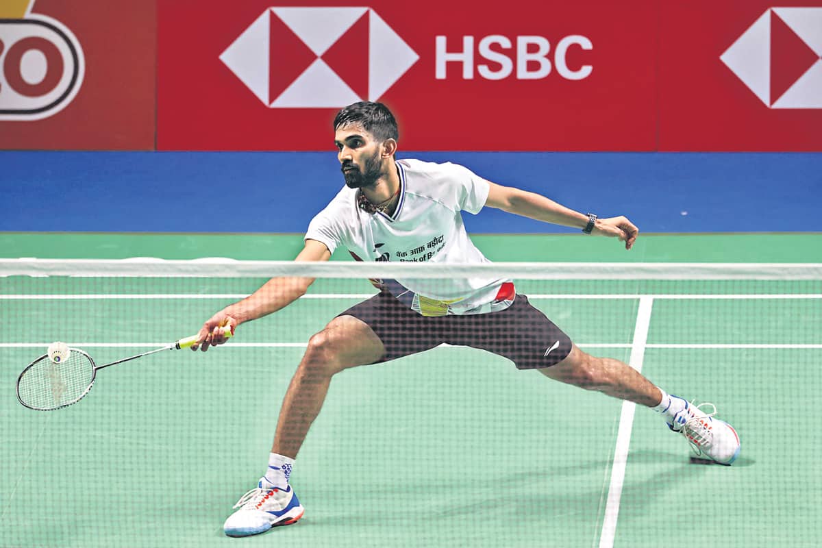 రజతం నెగ్గిన తెలుగు షట్లర్‌