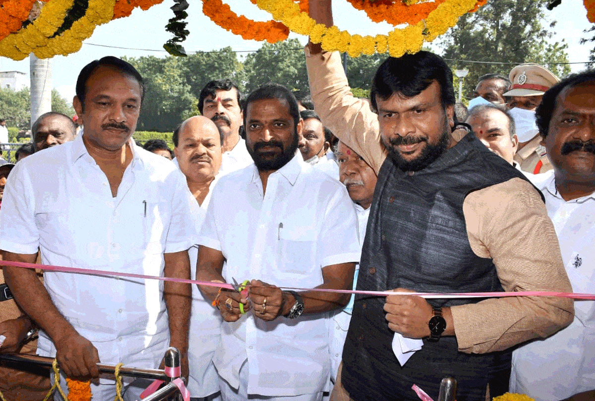 Hyderabad | సరూర్‌నగర్‌ చెరువులో బోటింగ్‌ను ప్రారంభించిన మంత్రి శ్రీనివాస్ గౌడ్