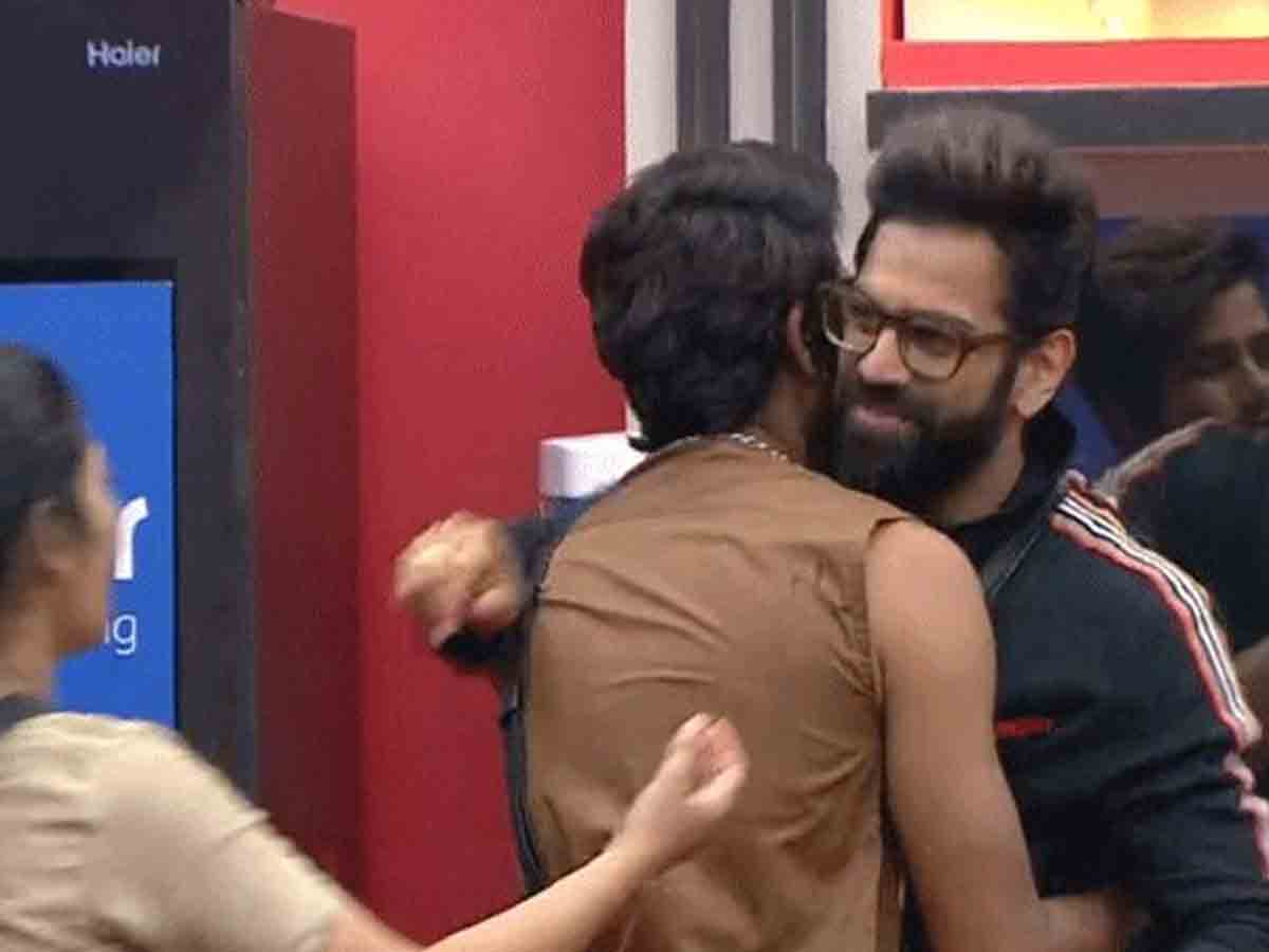 Bigg Boss: మోస్ట్ ఎంట‌ర్‌టైనింగ్ ప‌ర్స‌న్‌గా ష‌ణ్ముఖ్‌.. కొంచెం ఎక్కువ ఓట్లు నాకేయండ‌ని రిక్వెస్ట్‌
