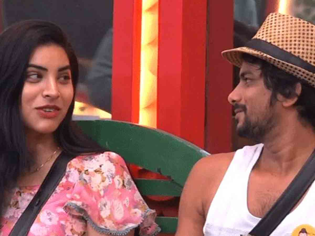 Sunny: ఇదో కొత్త స్ట్రాట‌జీనా.. స‌న్నీకి కిస్ పెట్టిన ప్రియాంక‌