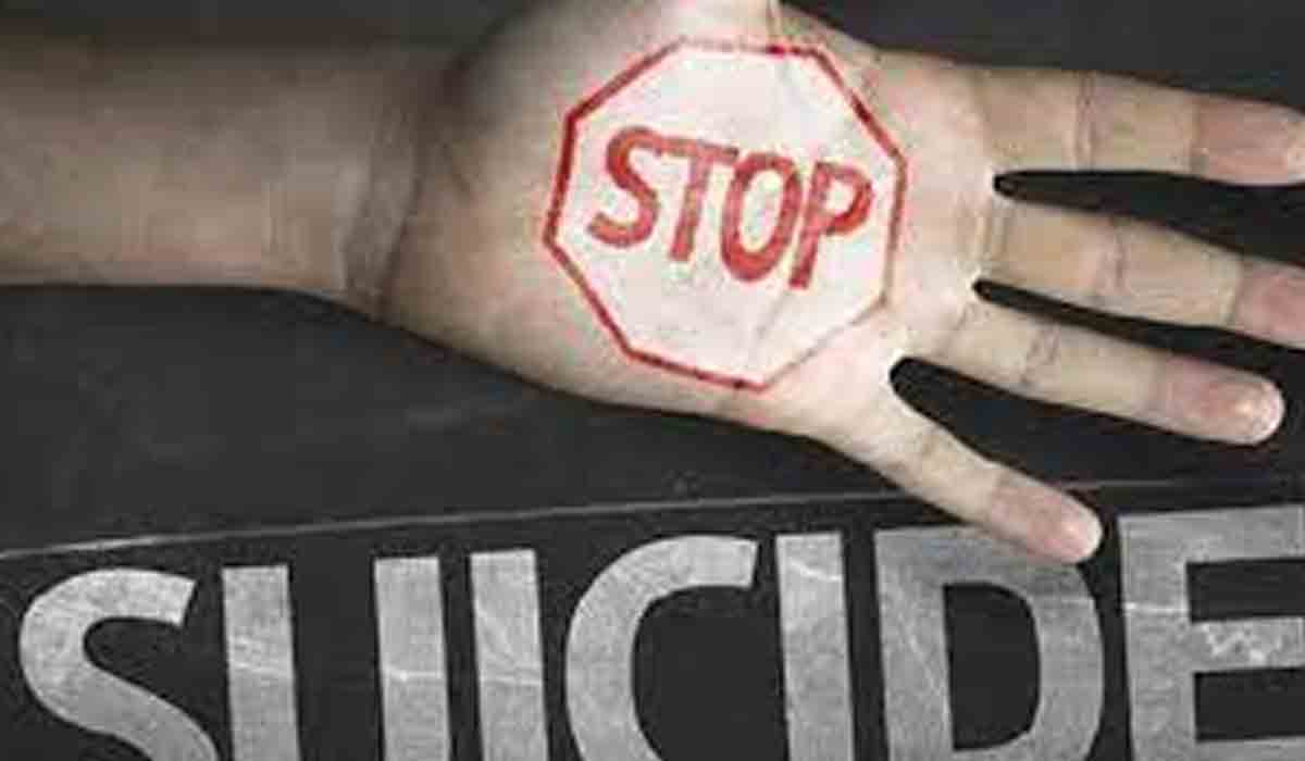 ప్రేయసి మాట్లాడటం లేదని ప్రియుడి ఆత్మహత్యాయత్నం