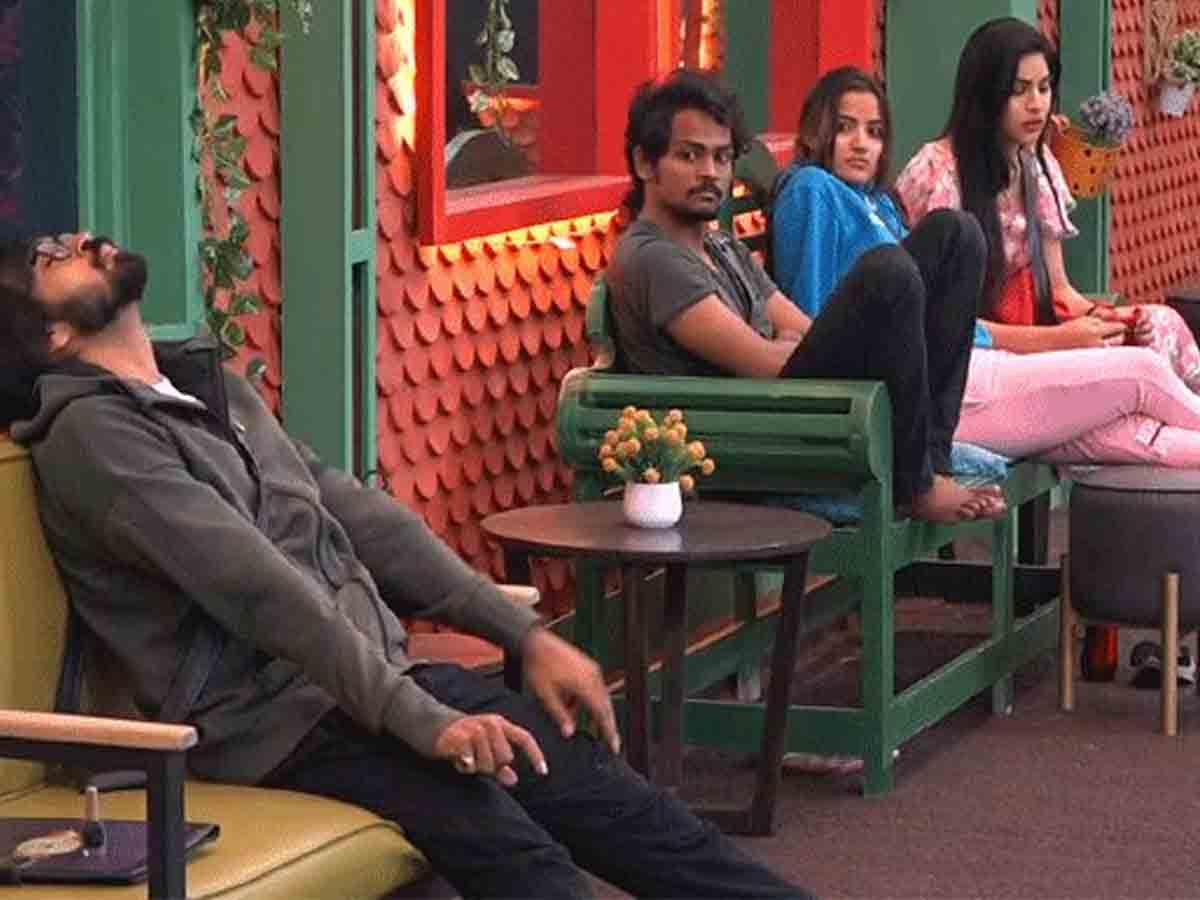 Bigg Boss: ఐస్ ట‌బ్‌లో నిలుచున్న హౌజ్‌మేట్స్‌.. స‌న్నీ-సిరి మధ్య వార్