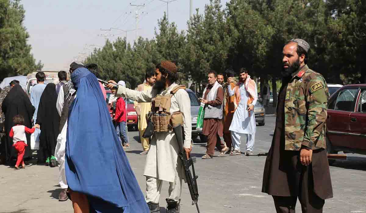 తాలిబాన్ రాజ్యంలో ఆక‌లి కేక‌లు