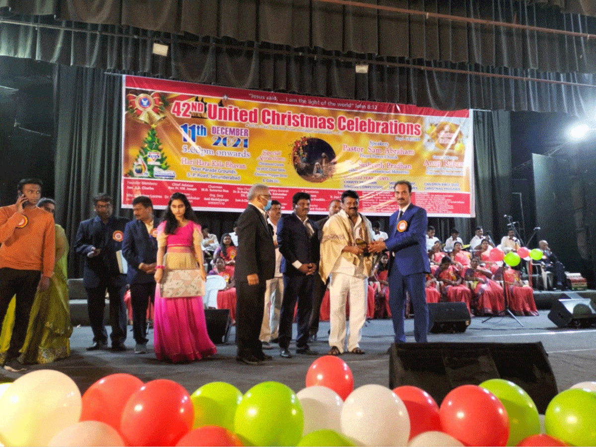 క్రైస్తవుల సమస్యల పరిష్కారానికి కృషి : మంత్రి తలసాని