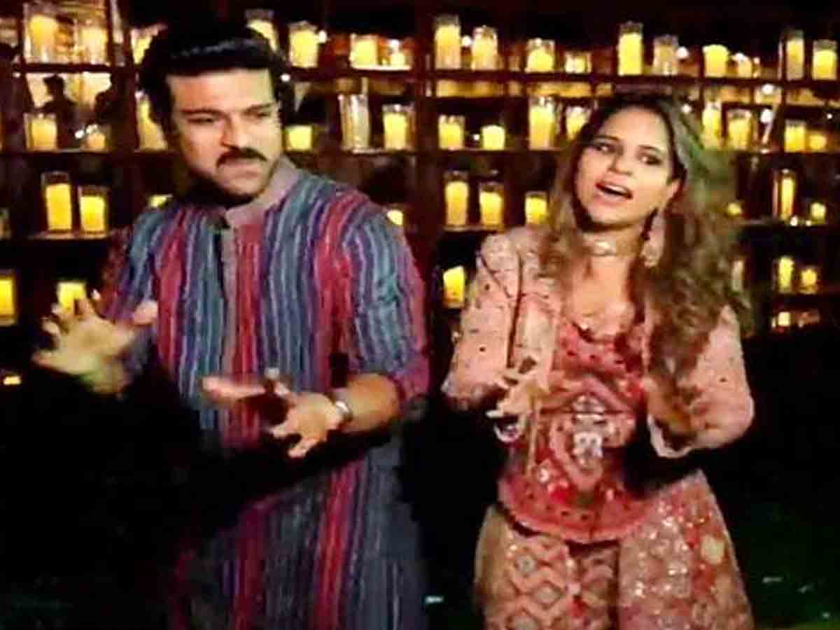 Ram Charan: మ‌ర‌దలితో స్టెప్పులు వేస్తూ ర‌చ్చ చేసిన రామ్ చ‌ర‌ణ్‌