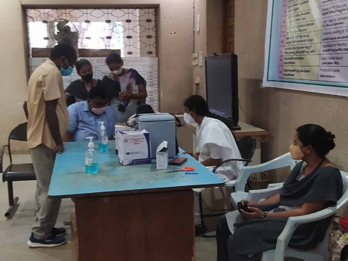 Collectorate | కలెక్టరేట్‌లో ప్రత్యేక కోవిడ్ వ్యాక్సినేషన్ కేంద్రం..