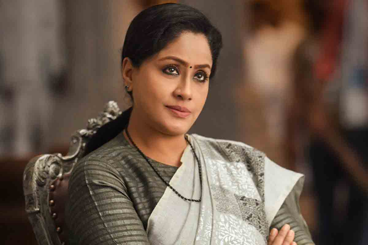 ఈటల రాజేందర్‌ కంటే నేనేం తక్కువ.. నన్ను ఎందుకు మరచిపోయారంటున్న విజయశాంతి