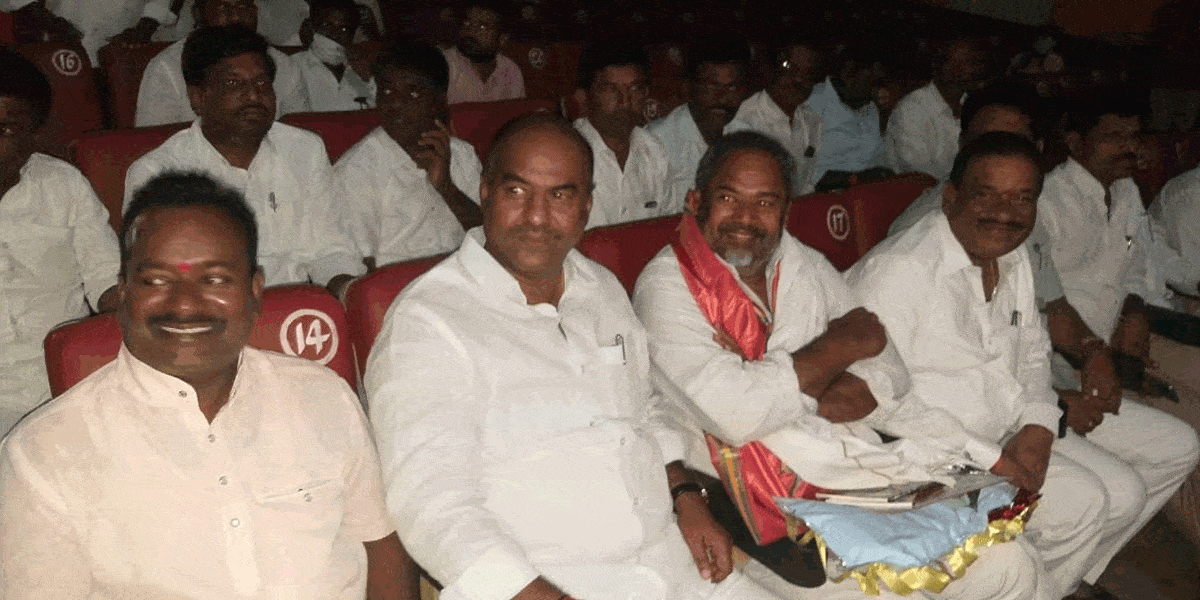 రైతన్న సినిమాను ఆదరించాలి : ఎమ్మెల్యే కృష్ణమోహన్ రెడ్డి