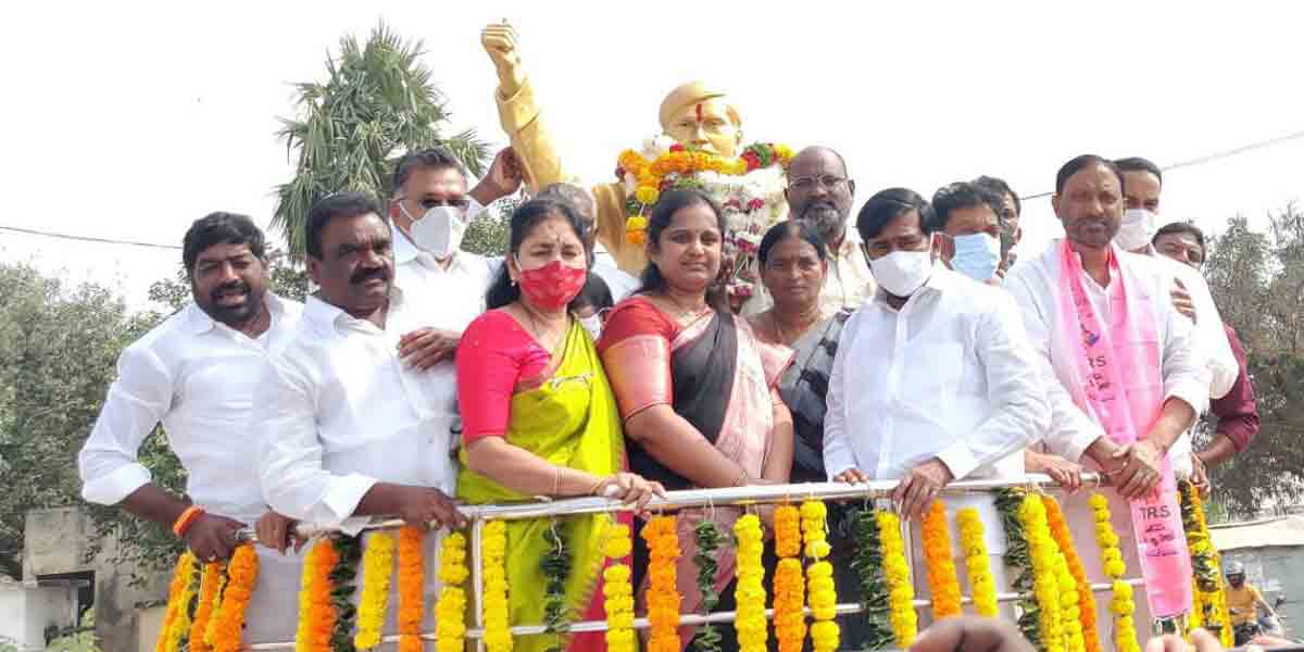 శ్రీకాంతా చారికి నివాళులు అర్పించిన మంత్రి జగదీష్ రెడ్డి