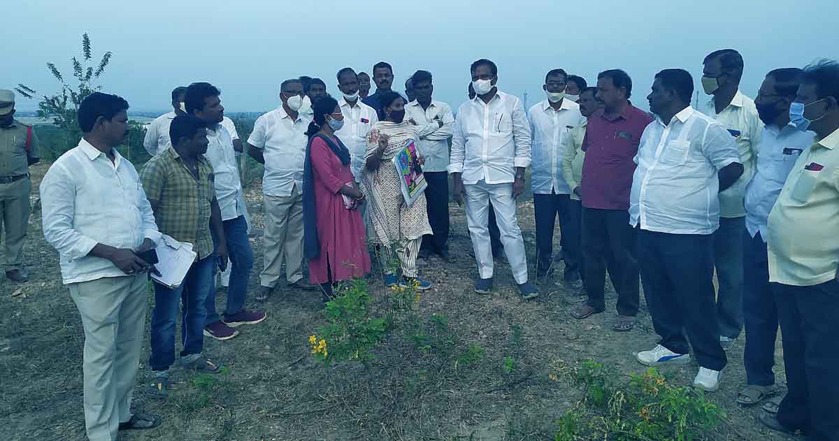 పరిశ్రమల ఏర్పాటుతో ఆర్థికాభివృద్ధి