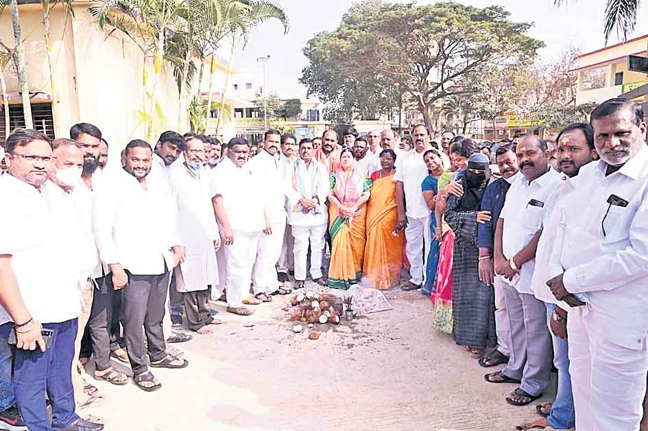 ప్రభుత్వ పాఠశాలల అభివృద్ధికి కృషి