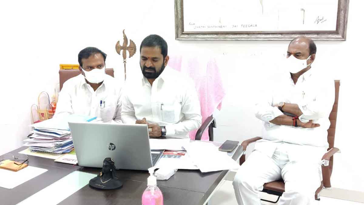 ఎస్సీ, ఎస్టీల అభ్యున్నతికి కృషి