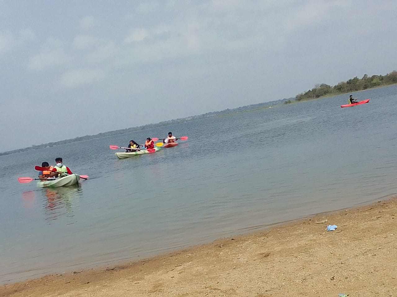 Darur : కోట్‌పల్లి ప్రాజెక్టులో పర్యాటకుల సందడి..