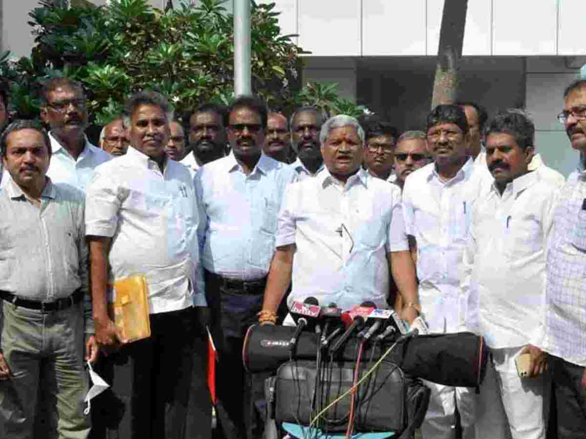 భవిష్యతు కార్యాచరణ ప్రణాళికపై మరో గంటలో భేటీ కానున్న ఉద్యోగ సంఘాలు..