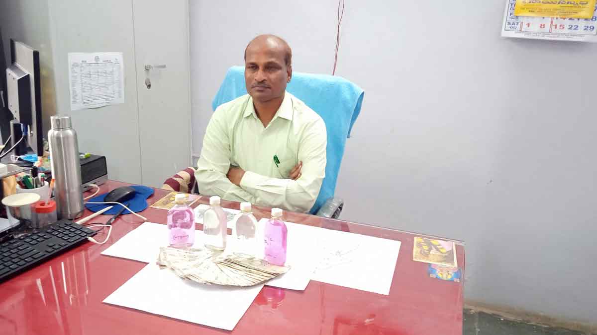 ఏసీబీ వలలో రెవెన్యూ చేప