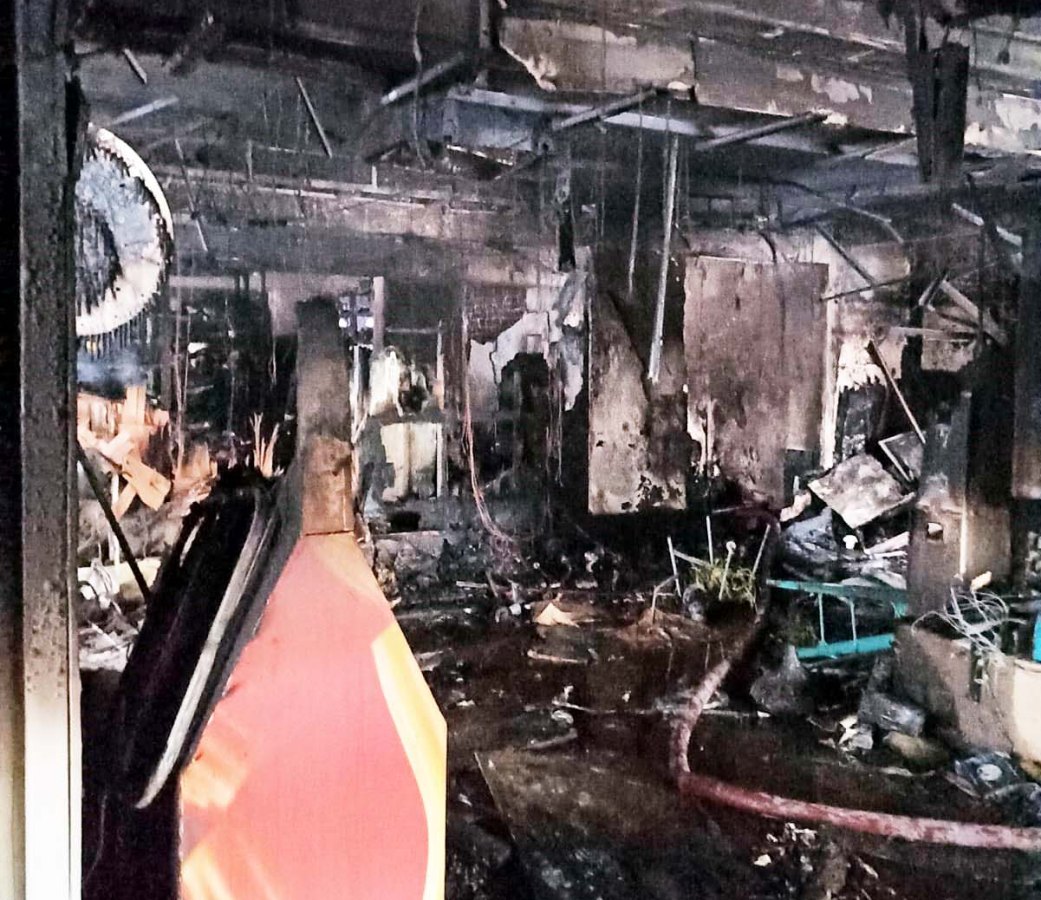 Fire accident | రాణిగంజ్‌ బల్బుల గోదాములో అగ్నిప్రమాదం