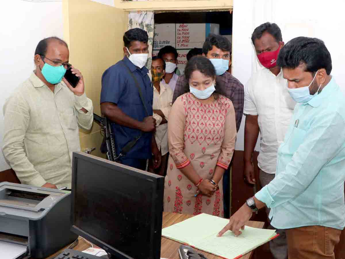 Marpally : అధికారులపై చర్యలు తీసుకోవాలి.. ఎమ్మెల్యే ఆనంద్‌