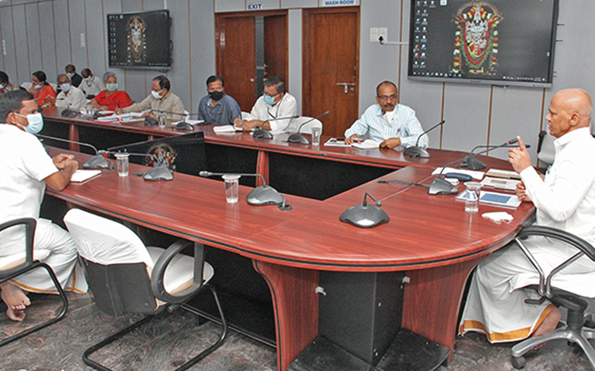 తిరుమలలో విపత్తులను ఎదుర్కొనేందుకు ప్రణాళికను సిద్ధం చేయాలి : టీటీడీ ఏఈవో