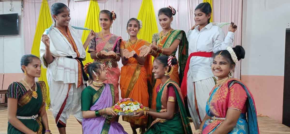 అలరించిన యువజనోత్సవాలు