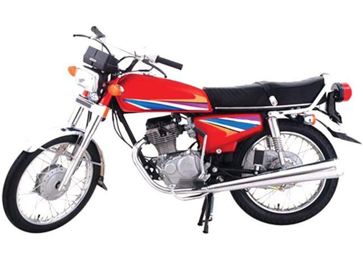 Bike missing | రెస్టారెంట్‌ ముందు పార్క్​‍ చేసిన బైక్‌ మాయం