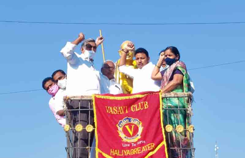 గ్రామ స్వరాజ్య స్థాపనకు ప్రభుత్వం కృషి