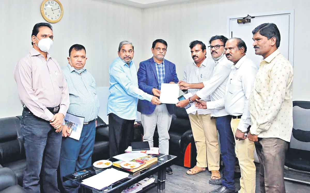 ఫిబ్రవరిలో మీడియా అక్రెడిటేషన్లు