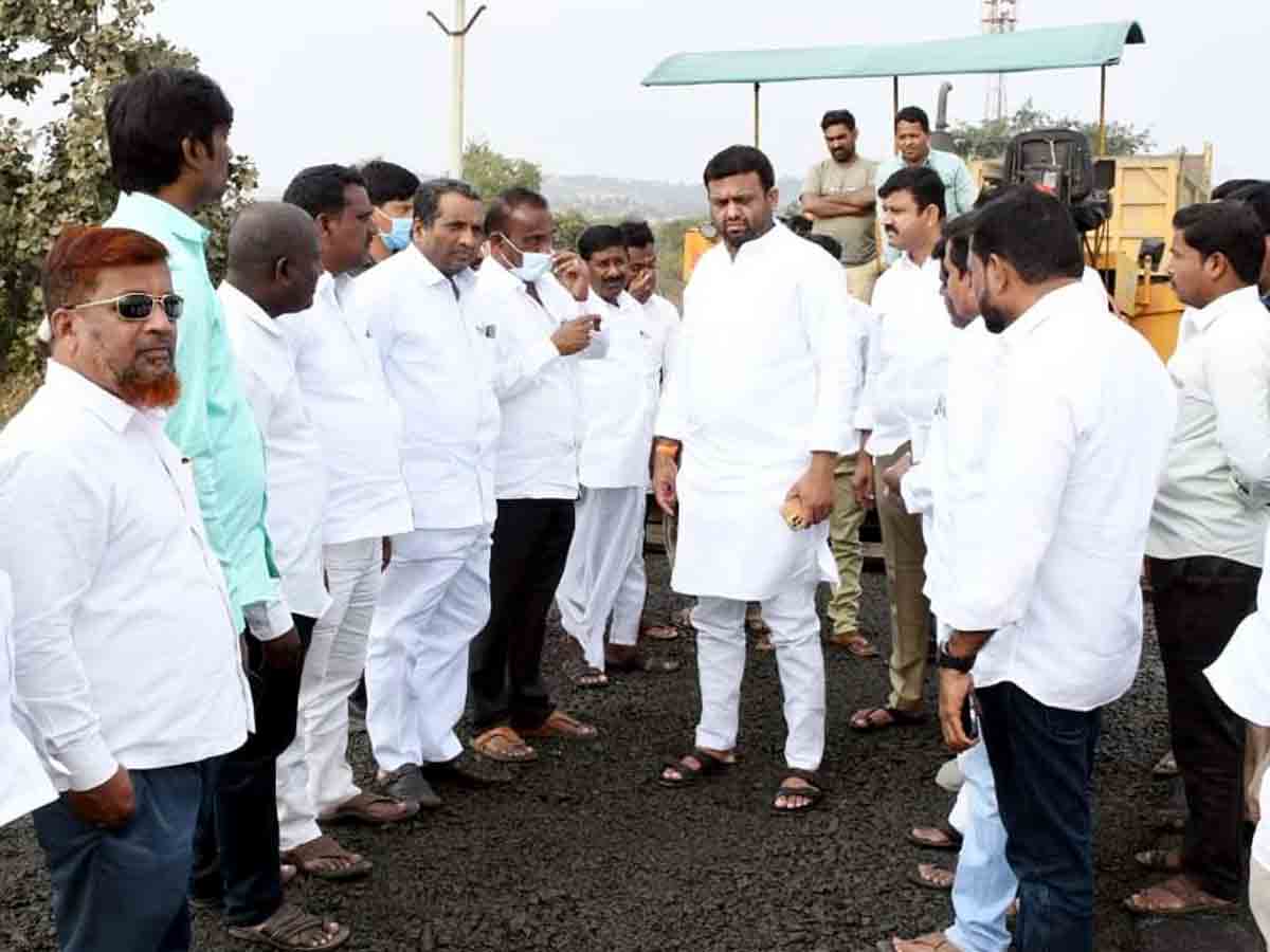 Tandur : రోడ్ల నిర్మాణాలపై ప్రత్యేక దృష్టి.. ఎమ్మెల్యే రోహిత్‌రెడ్డి